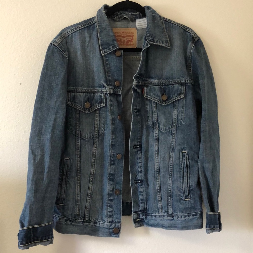 Levi’s Oversized Denim Jacket Size M